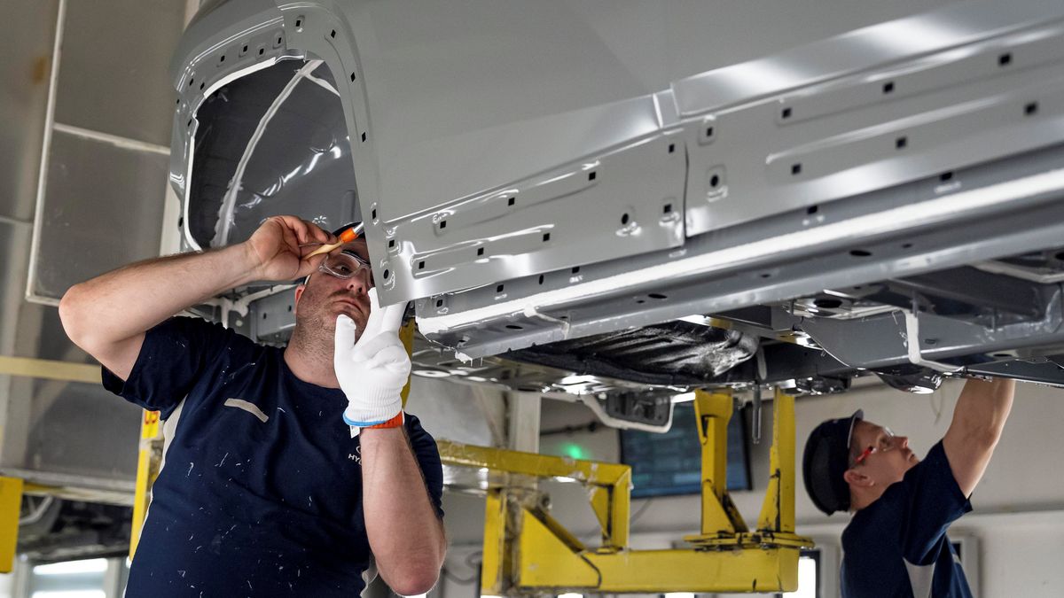 Průmysl pokračoval v růstu i v únoru